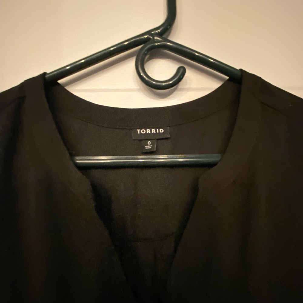 Torrid chiffon blouse